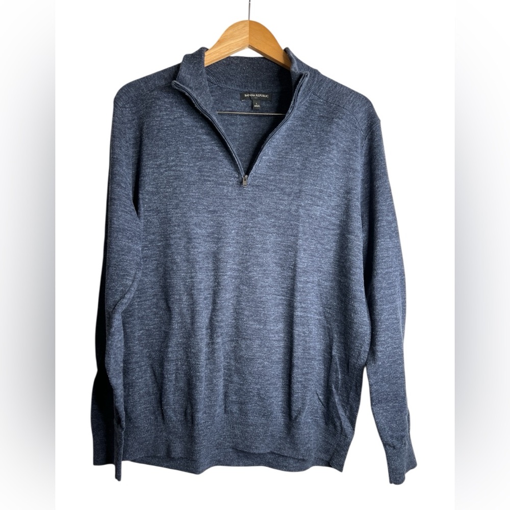 Banana Republic Men’s Heathered Blue Zip-Up Sweater